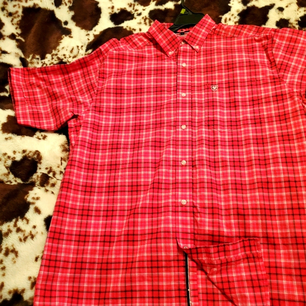 🌵Ariat Shirt